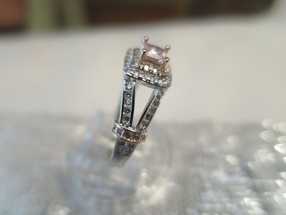 Vintage Jewellery Gold Ring Pink & White Sapphires Art Deco Design