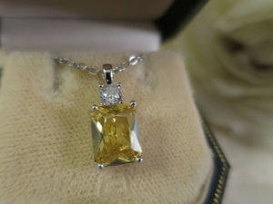 Vintage Art Deco design Jewellery White Gold Citrine crystal Pendant