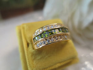 Vintage Jewellery Gold Ring Peridot & White Sapphires Deco Design