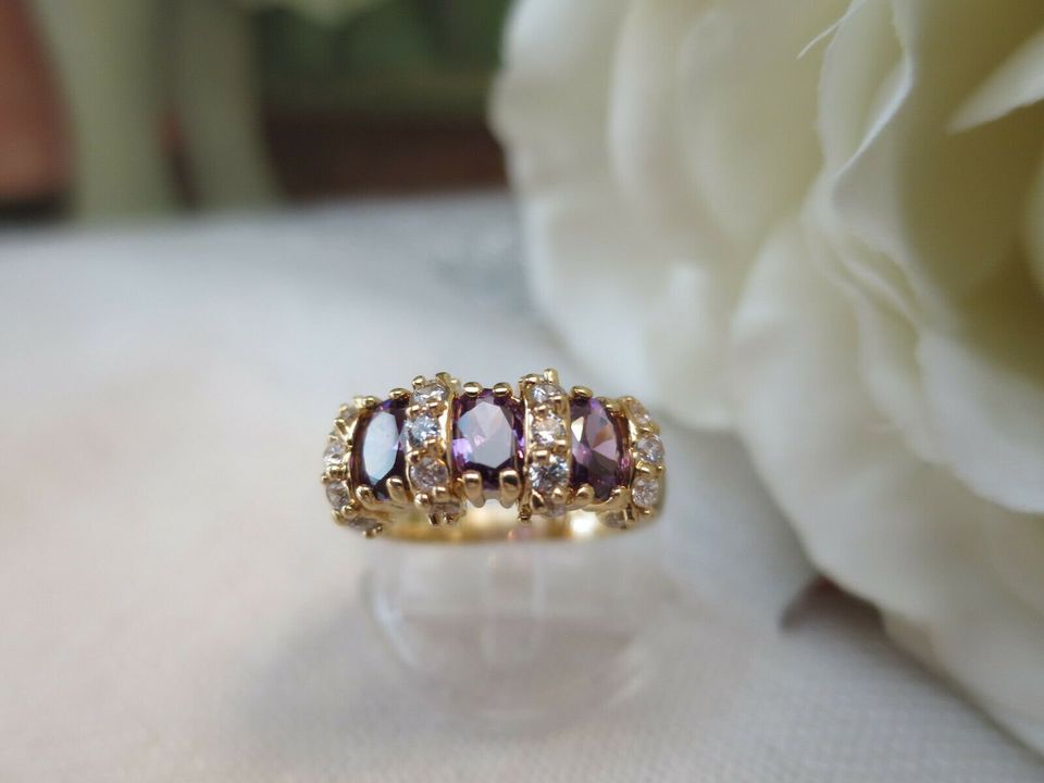 Vintage Jewellery Gold Ring Amethyst White Sapphires Art Deco Design