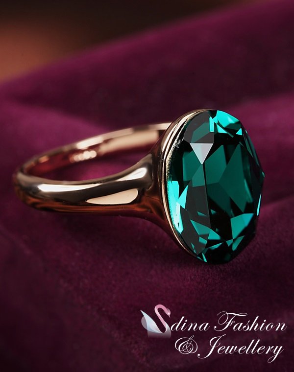 18K Rose Gold Plated Made With Swarovski Crystal Single Oval Cut Emerald Ring