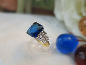 Vintage Jewellery Gold Ring Blue & White Sapphires Art Deco Design Size 8