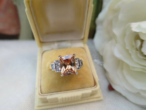 Vintage Jewellery Gold Ring Champagne Sapphires Art Deco Design size 7 (44)