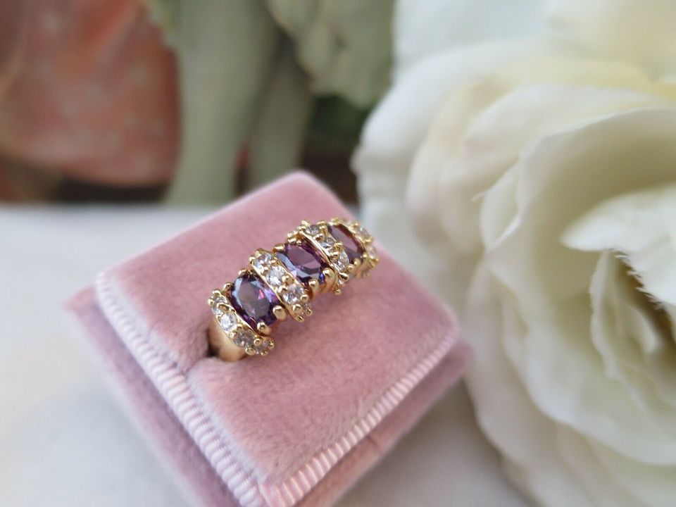 Vintage Jewellery Gold Ring Amethyst White Sapphires Art Deco Design